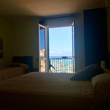 Castellammare Smart Rooms Castellammare del Golfo Exterior foto