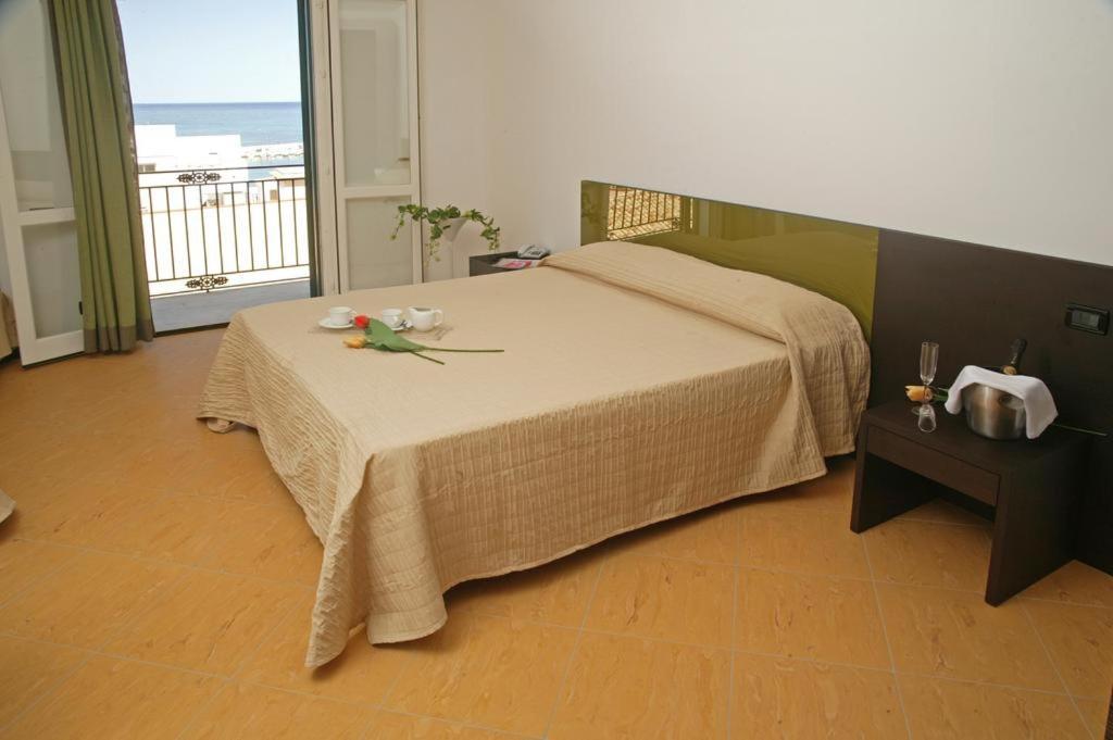 Castellammare Smart Rooms Castellammare del Golfo Exterior foto